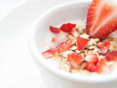 The Work of Happiness: May Sarton’s Stunning Poem About Being at Home in Yourself