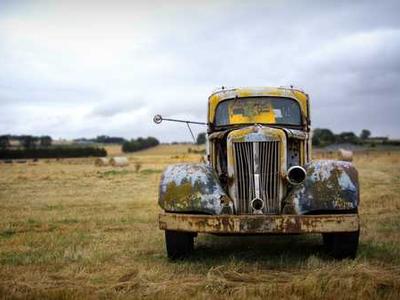 A General Theory of Possibility: The Abstract Art of Otherwise and the Physics of Resilience