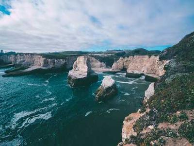 Lit Hub Daily: June 4, 2026
