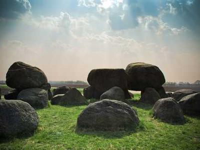 Read the Uplifting Letter That Albert Einstein Sent to Marie Curie During a Time of Personal Crisis (1911)