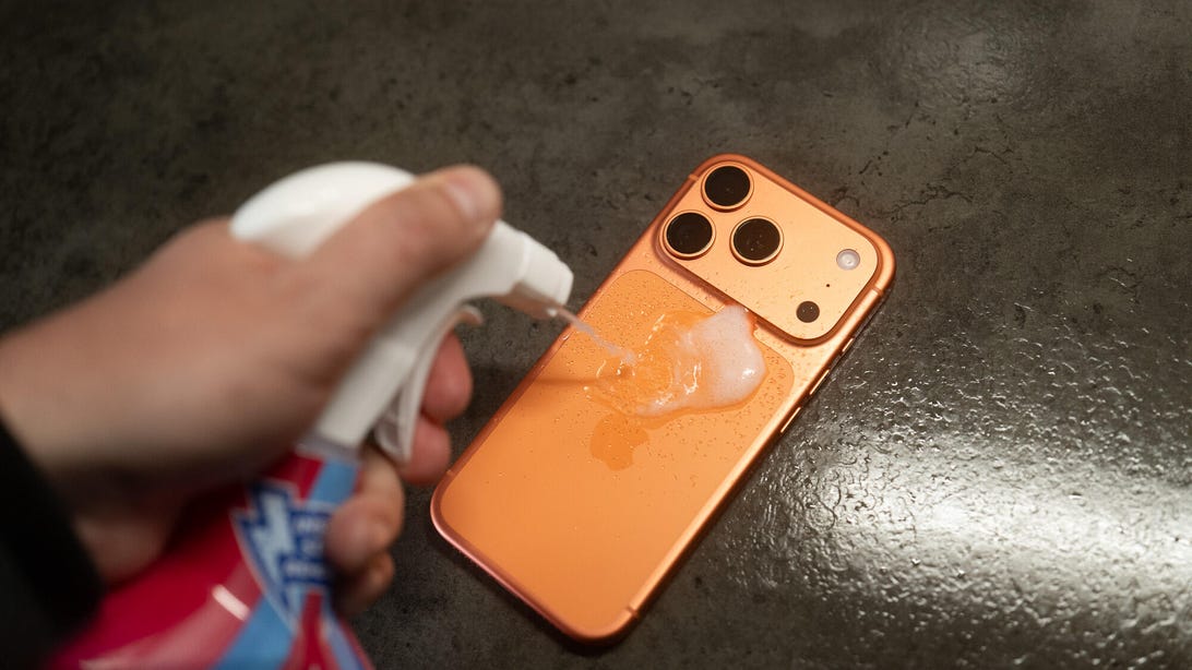 It Can Happen: I Turned My iPhone 17 Pro From Cosmic Orange to Pink