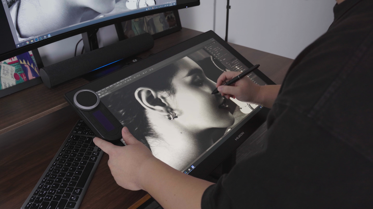 I wish I could tell you about Huion's new 4K drawing tablet