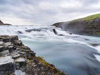 Meet the Forgotten Female Artist Behind the World’s Most Popular Tarot Deck (1909)