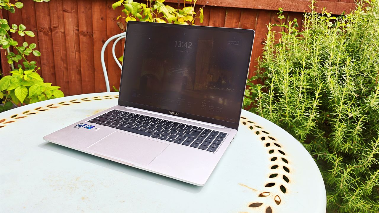  I'm so impressed by this cheap laptop that I sorted out an exclusive discount for you 