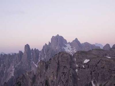 I just found an obscure Linux distro that's outstanding on old hardware